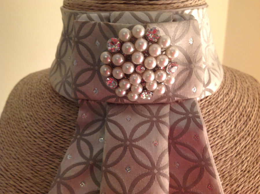 Pearl and Crystal Magnetic Stock Pins